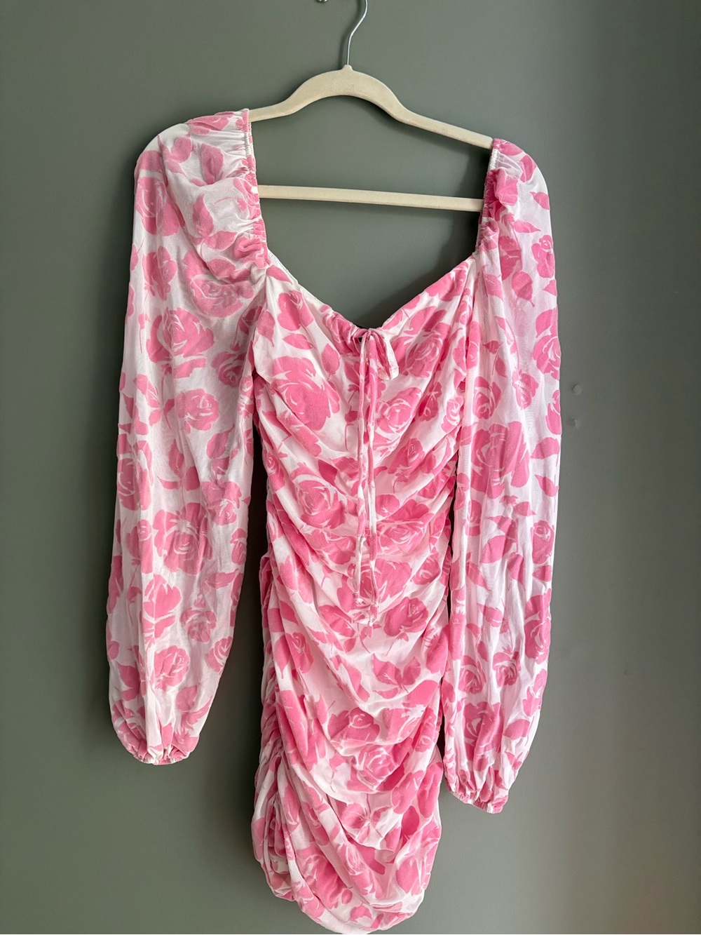 Missguided Pink Floral Ruched Mini Dress